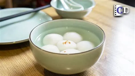  Ningbo Tangyuan: Är De Förtrollande Små Kuglar av Lycka Med en Kryddig Kick?